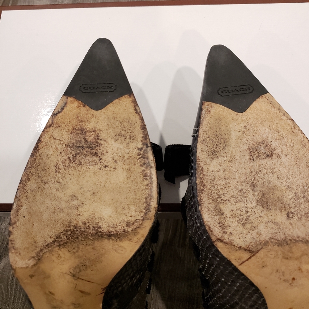Coach Sue Printed Python Pumps with Bow size 8 Gray/Black - Picture 10 of 15